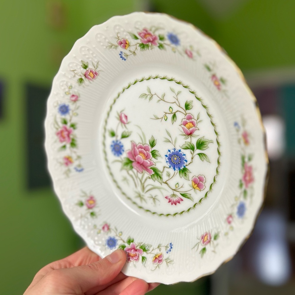 Vintage Vibrant Floral Cottagecore Dainty Spring Night Bone China Bowl Accent - Picture 2 of 6